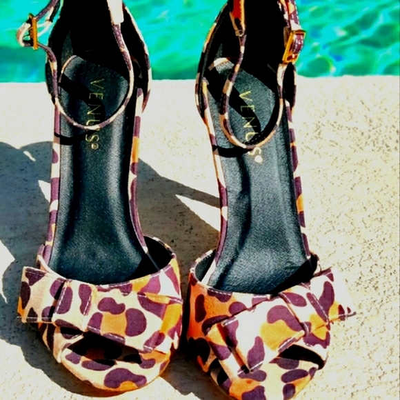 Venus leopard peep toe heels - Picture 3 of 16